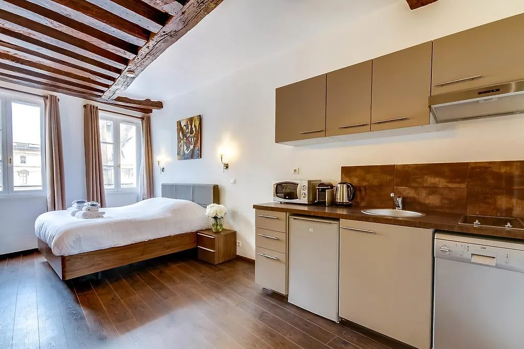 Upper Class Suites - Rue Saint Honore * Paříž